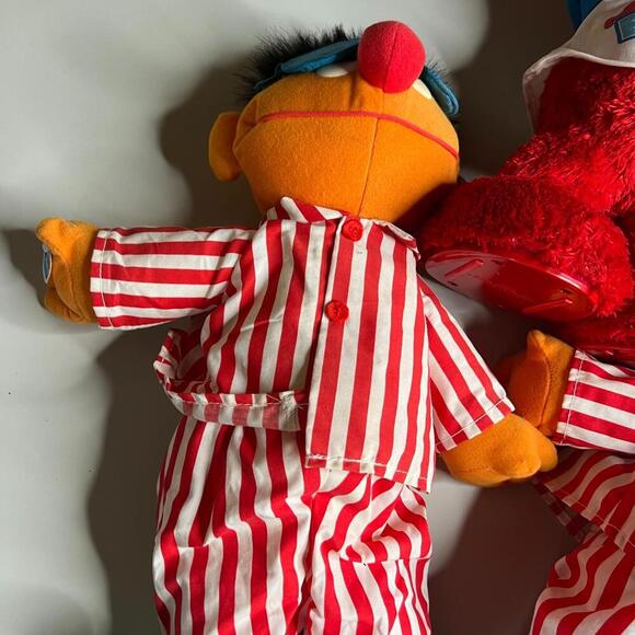 Vintage Sesame Street Elmo & Ernie Plush Lot TYCO Fisher-Price 1990s Talking - Picture 6 of 15